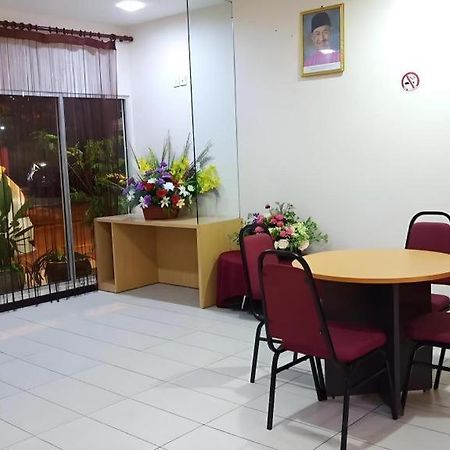 Hotel Seri Perkasa Кота-Кинабалу Экстерьер фото