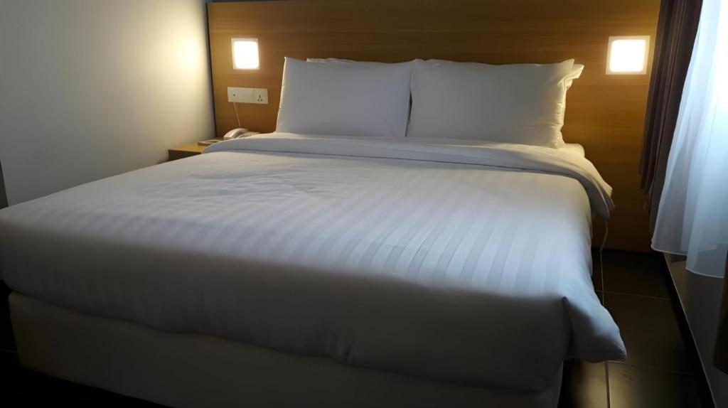 Hotel Seri Perkasa Кота-Кинабалу Экстерьер фото