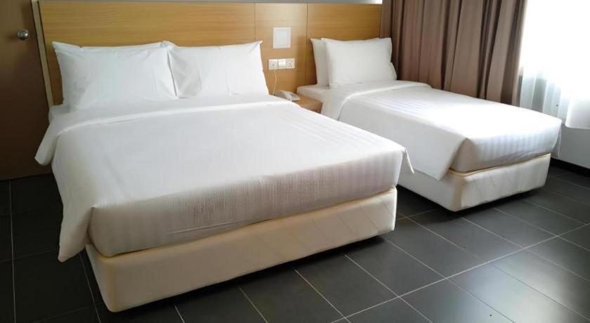 Hotel Seri Perkasa Кота-Кинабалу Экстерьер фото