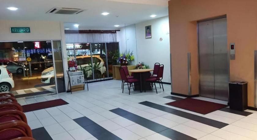 Hotel Seri Perkasa Кота-Кинабалу Экстерьер фото