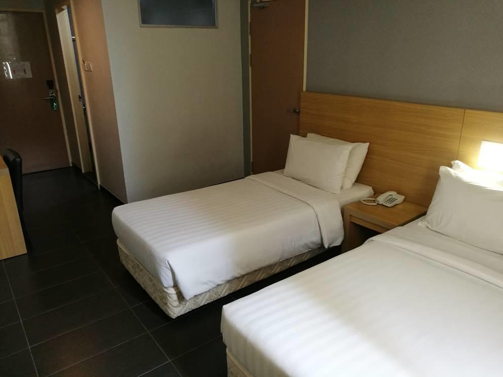 Hotel Seri Perkasa Кота-Кинабалу Экстерьер фото