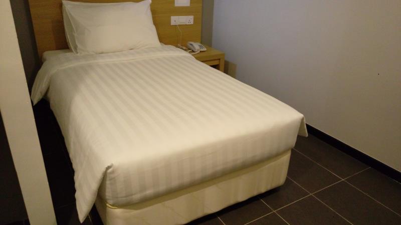 Hotel Seri Perkasa Кота-Кинабалу Экстерьер фото